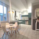 Appartement Le Chartrand- Centre-ville- Inoubliable! Carcassonne